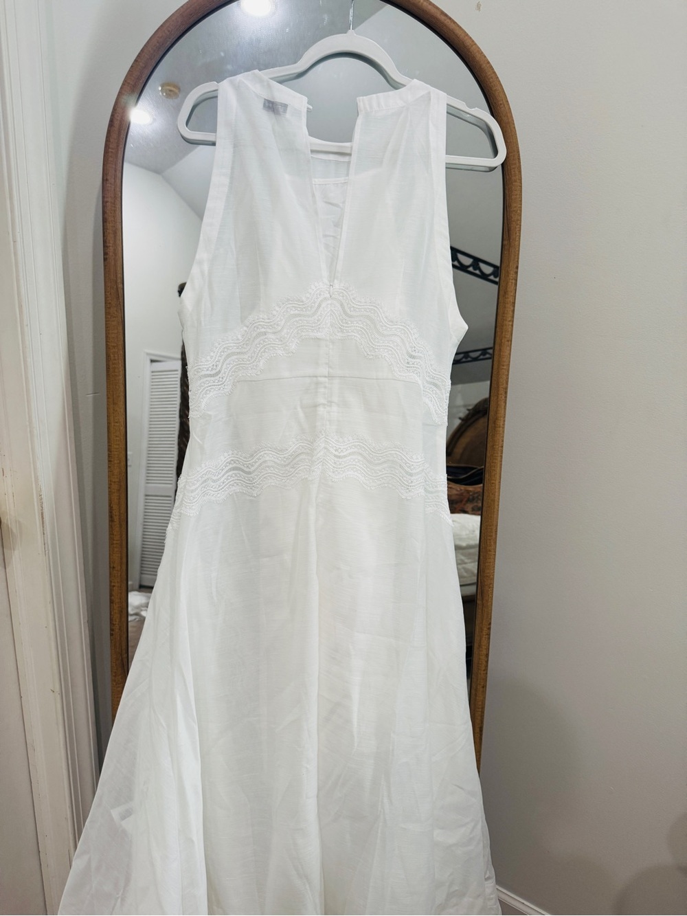 Sandro White Sleeveless Linen Dress with Lace Detail - Picture 7 of 7